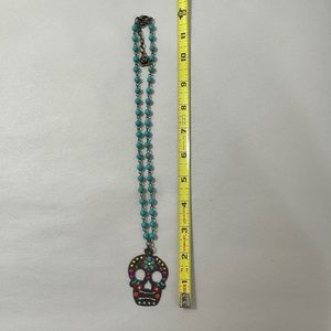 SUGAR SKULL AND TURQUOISE BEAD NECKLACE